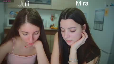 Julia and Mira online show from February 27, 2025, 7:26 pm