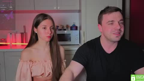 Julia and Mira online show from May 20, 2026, 8:26 pm