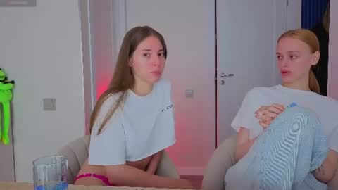 Julia and Mira online show from July 31, 2026, 7:41 am