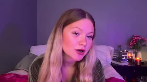 Snapshot of iheartcassie2844 chatting on October 1, 2025, 6:03 pm cassie online show from October 1, 2025, 6:03 pm