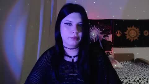 Snapshot of iintimate_flesh chatting on June 19, 2026, 7:28 pm Vella online show from June 19, 2026, 7:28 pm
