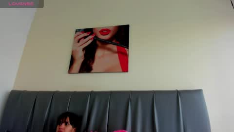Isabella online show from April 27, 2026, 12:25 pm