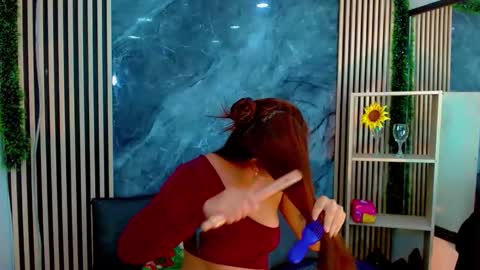 Snapshot of iisalombardi chatting on January 6, 2026, 3:32 am iisalombardi online show from January 6, 2026, 3:32 am