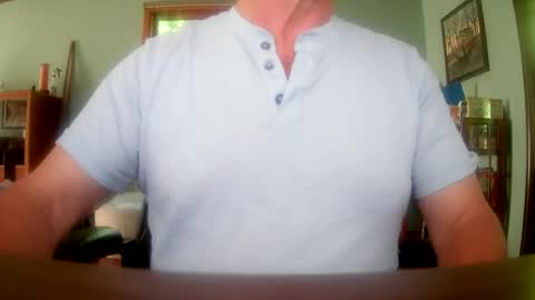 Snapshot of il_undercover chatting on June 20, 2026, 1:03 pm il_undercover online show from June 20, 2026, 1:03 pm