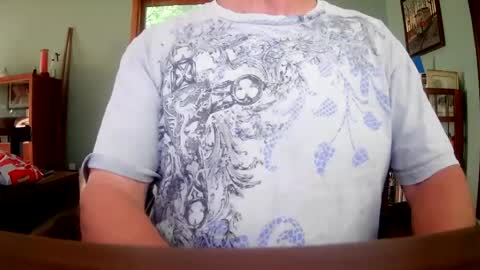 Snapshot of il_undercover chatting on July 10, 2026, 12:08 pm il_undercover online show from July 10, 2026, 12:08 pm
