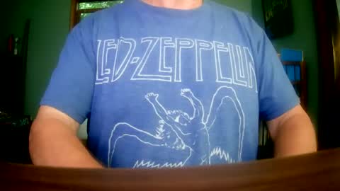 Snapshot of il_undercover chatting on August 5, 2026, 11:35 am il_undercover online show from August 5, 2026, 11:35 am