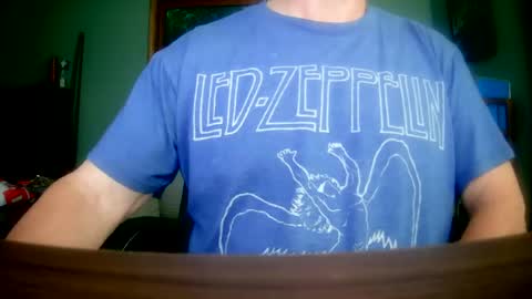 Snapshot of il_undercover chatting on August 6, 2026, 11:01 am il_undercover online show from August 6, 2026, 11:01 am