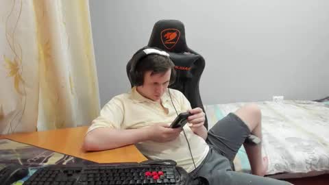 iliaskris online show from February 9, 2026, 1:04 pm