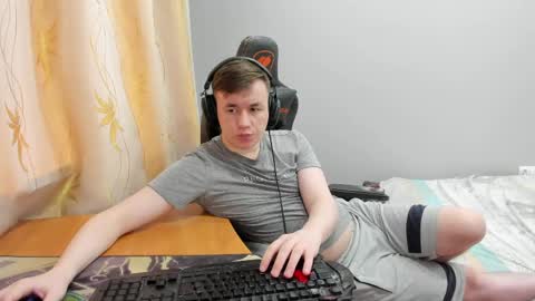 iliaskris online show from April 23, 2026, 1:51 am