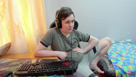 Snapshot of iliaskrislove chatting on July 19, 2026, 2:43 pm iliaskris online show from July 19, 2026, 2:43 pm
