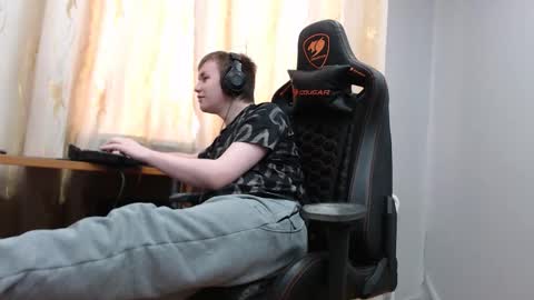 lord online show from December 22, 2025, 10:34 am