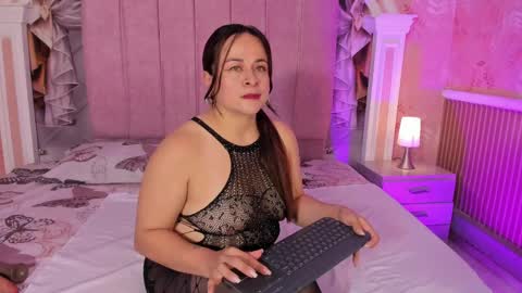 LILY online show from April 8, 2026, 11:54 am