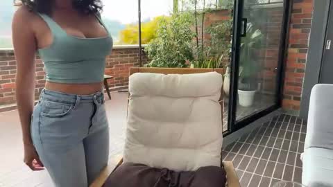 Kloe online show from February 13, 2025, 9:06 pm