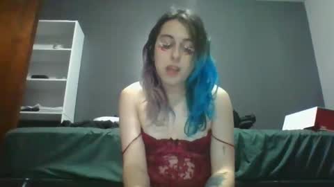 Snapshot of illlypad_lilac chatting on April 11, 2026, 1:43 am Lilly online show from April 11, 2026, 1:43 am
