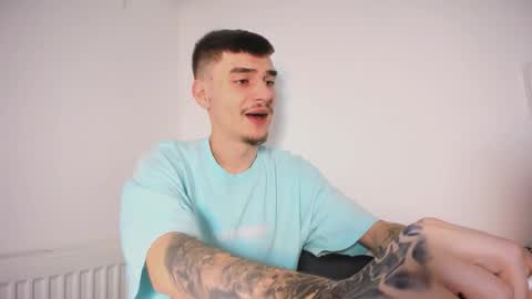 Snapshot of illusions888 chatting on November 25, 2025, 9:42 am D-Illusion online show from November 25, 2025, 9:42 am