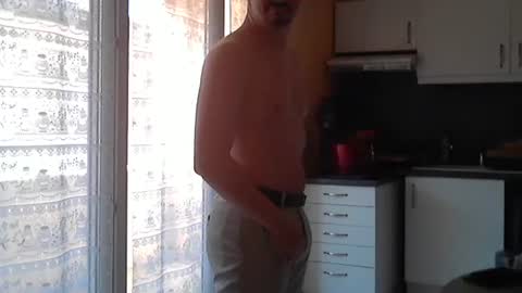 Snapshot of ilovecuteguy79 chatting on April 5, 2026, 6:43 am ilovecuteguy79 online show from April 5, 2026, 6:43 am