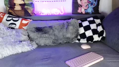 Snapshot of iloveextremestuff chatting on January 25, 2025, 11:43 pm nicollee online show from January 25, 2025, 11:43 pm