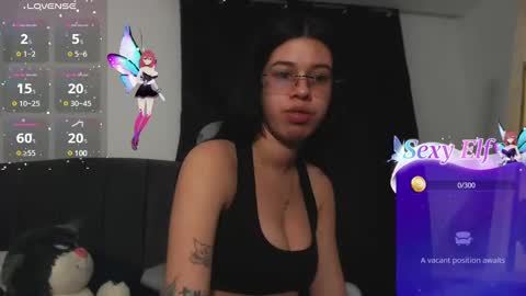 Snapshot of ily_bea chatting on January 12, 2025, 3:17 am Ily Bea online show from January 12, 2025, 3:17 am