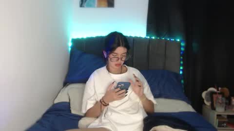 Ily Bea online show from June 3, 2026, 12:57 am