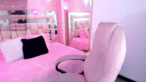 Snapshot of im__angelica chatting on November 24, 2025, 2:28 pm Ange online show from November 24, 2025, 2:28 pm