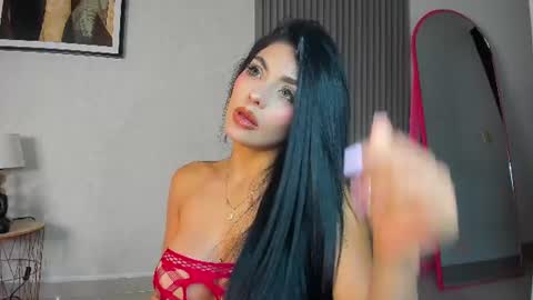 Snapshot of im__hanna chatting on July 15, 2026, 1:33 am hanna online show from July 15, 2026, 1:33 am