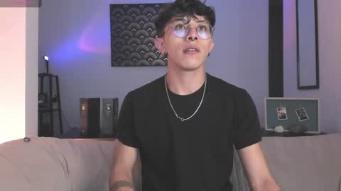 Snapshot of im__thomas chatting on October 3, 2025, 4:31 am IM THOMAS online show from October 3, 2025, 4:31 am