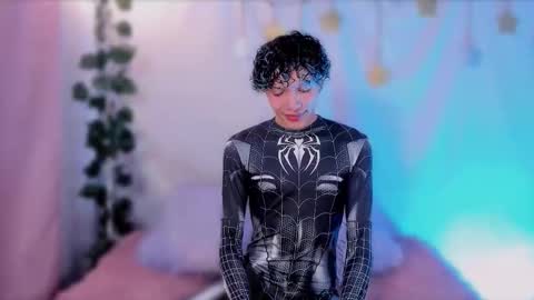 Alejo independent model   online show from October 16, 2025, 2:56 am