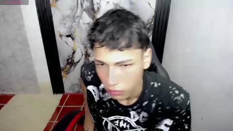 Snapshot of im_david01 chatting on December 3, 2025, 1:09 pm im_david01 online show from December 3, 2025, 1:09 pm