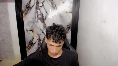 Snapshot of im_david01 chatting on December 18, 2025, 2:56 pm im_david01 online show from December 18, 2025, 2:56 pm