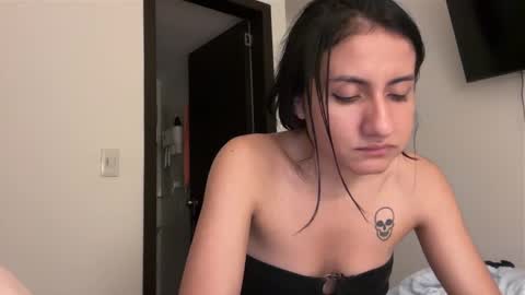 instagram  online show from November 15, 2025, 1:03 am