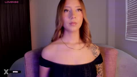 Snapshot of im_eli1 chatting on November 20, 2025, 9:14 pm Eli online show from November 20, 2025, 9:14 pm