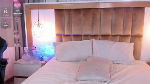 Anna  online show from December 18, 2024, 3:00 pm