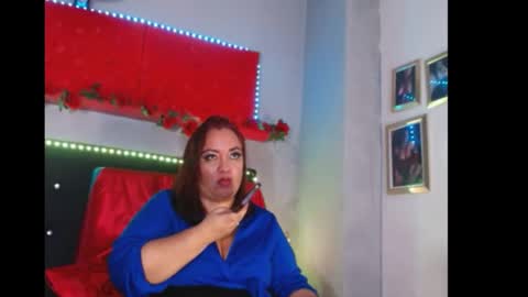 Snapshot of im_helenn_ chatting on January 21, 2025, 9:57 pm Hellen online show from January 21, 2025, 9:57 pm