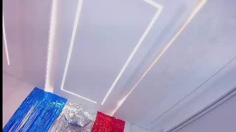 im_isabella1 online show from July 5, 2026, 8:27 pm