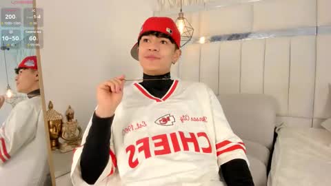 Snapshot of im_joel_ chatting on January 19, 2026, 5:55 am JOEL online show from January 19, 2026, 5:55 am