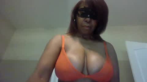 Snapshot of im_laa30z chatting on May 21, 2026, 1:18 pm weet exy Cougar online show from May 21, 2026, 1:18 pm