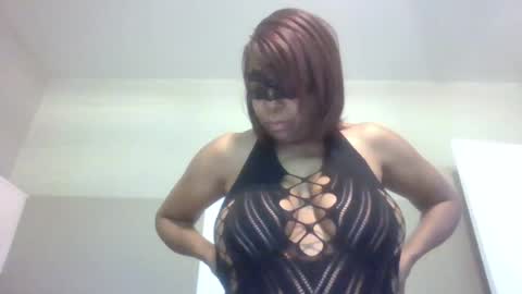 Snapshot of im_laa30z chatting on May 26, 2026, 1:40 pm weet exy Cougar online show from May 26, 2026, 1:40 pm