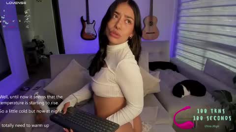 Snapshot of im_mariana chatting on February 28, 2025, 2:09 pm im_mariana online show from February 28, 2025, 2:09 pm