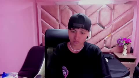 Snapshot of im_mathias chatting on January 18, 2025, 6:56 am mathias online show from January 18, 2025, 6:56 am