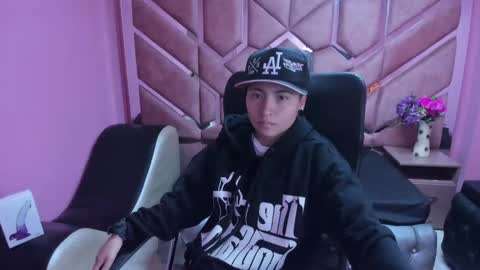 Snapshot of im_mathias chatting on January 20, 2025, 2:11 am mathias online show from January 20, 2025, 2:11 am