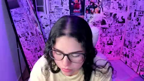 mei mei uwu online show from March 18, 2026, 12:47 am