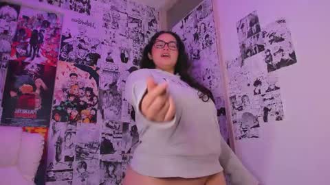 mei mei uwu online show from July 25, 2026, 4:21 am