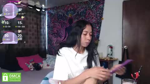 Cutie pie online show from December 2, 2025, 3:07 pm