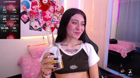 Snapshot of im_rosse_ chatting on December 24, 2024, 12:33 am Jade Rosse online show from December 24, 2024, 12:33 am