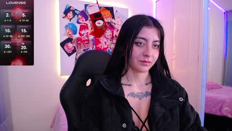 Snapshot of im_rosse_ chatting on December 27, 2024, 1:00 am Jade Rosse online show from December 27, 2024, 1:00 am