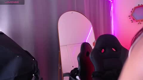 Snapshot of im_rosse_ chatting on October 3, 2025, 7:22 pm Jade Rosse online show from October 3, 2025, 7:22 pm