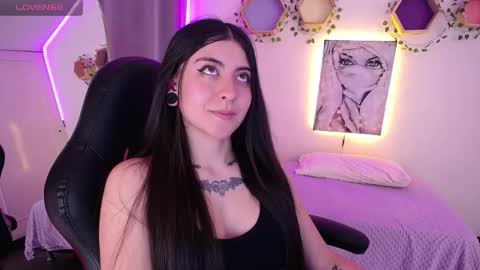 Snapshot of im_rosse_ chatting on November 20, 2025, 7:13 pm Jade Rosse online show from November 20, 2025, 7:13 pm