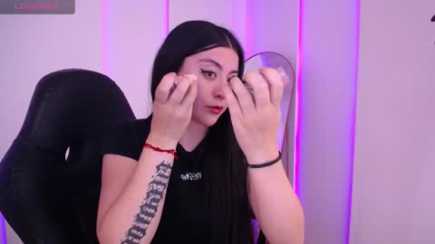 Snapshot of im_rosse_ chatting on December 15, 2025, 9:41 pm Jade Rosse online show from December 15, 2025, 9:41 pm