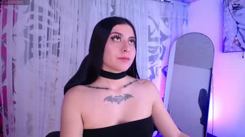 Jade Rosse online show from June 19, 2026, 9:07 pm
