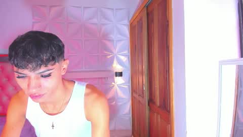 im_sebaslopez online show from March 27, 2026, 8:08 pm